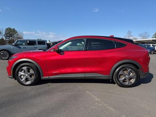 2022 Ford Mustang Mach-E Select
