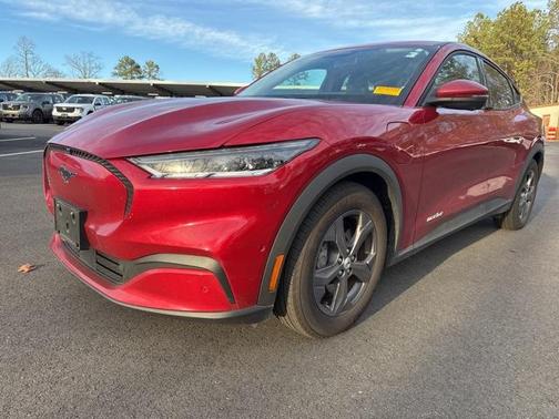 2022 Ford Mustang Mach-E Select