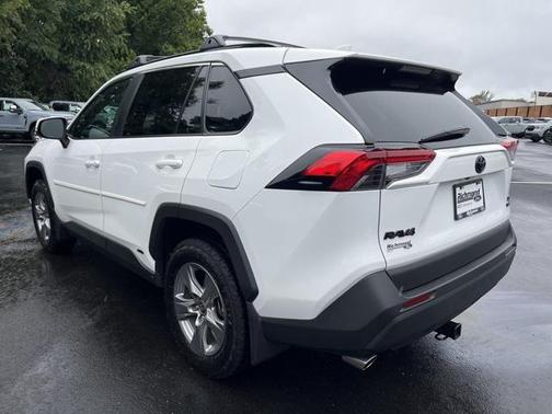2023 Toyota RAV4 Hybrid XLE
