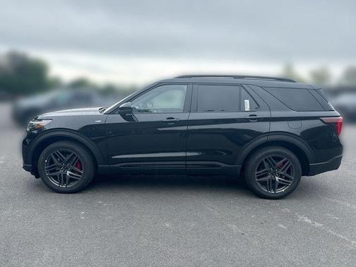 AGATE BLACK METALLIC 2026 Ford Explorer ST-Line