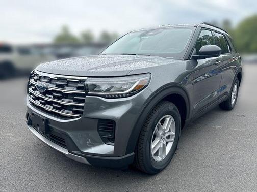 CARBONIZED GRAY METALLIC 2026 Ford Explorer Active