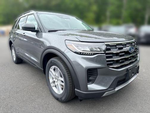 CARBONIZED GRAY METALLIC 2026 Ford Explorer Active