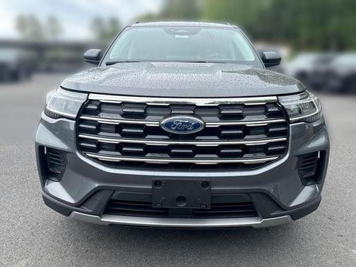 CARBONIZED GRAY METALLIC 2026 Ford Explorer Active