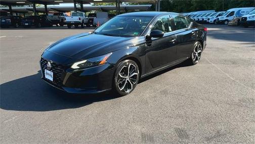 2023 Nissan Altima SR FWD