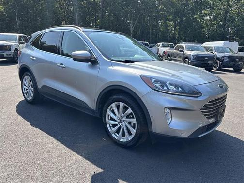 2022 Ford Escape Titanium