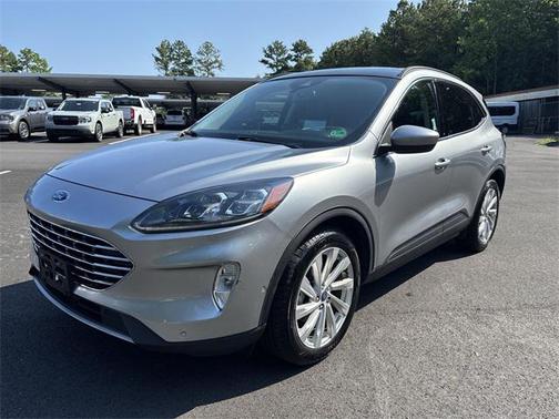 2022 Ford Escape Titanium