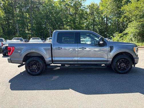CARBONIZED GRAY METALLIC 2022 Ford F-150 XLT