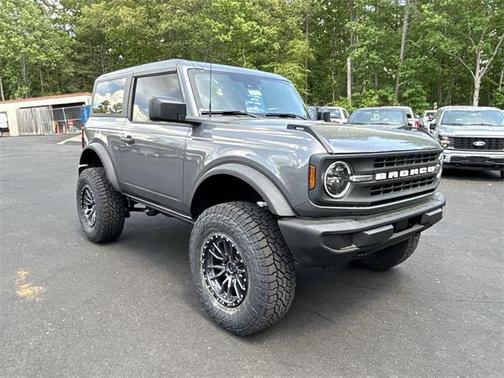 2025 Ford Bronco Base