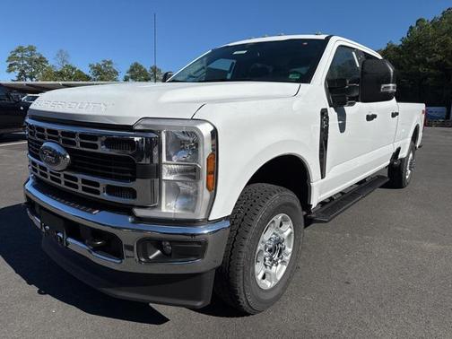 2026 Ford F-350 XLT