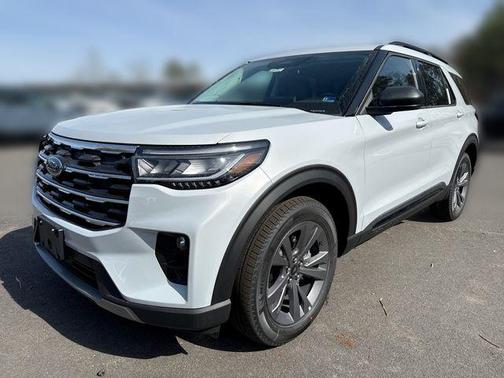 SPACE WHITE METALLIC 2026 Ford Explorer Active w/200A Pkg