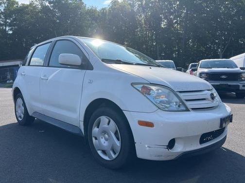 2005 Scion xA Base