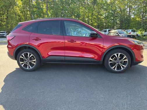 RAPID RED MET TINTED CC 2022 Ford Escape SEL