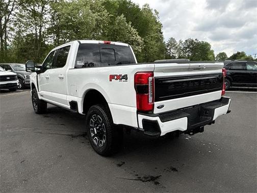 2025 Ford F-250 Platinum