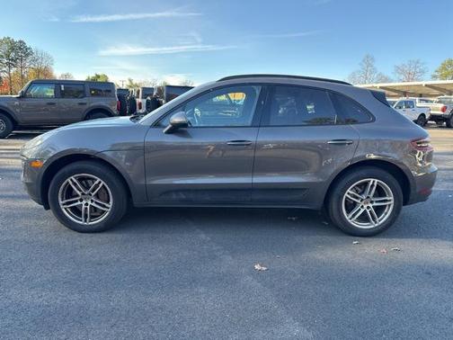 2015 Porsche Macan S