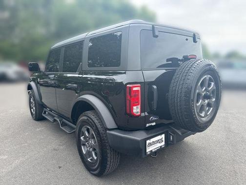 SHADOW BLACK 2024 Ford Bronco Big Bend