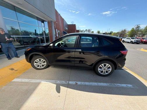AGATE BLACK METALLIC 2020 Ford Escape S