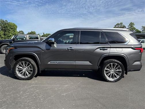 2023 Toyota Sequoia Capstone
