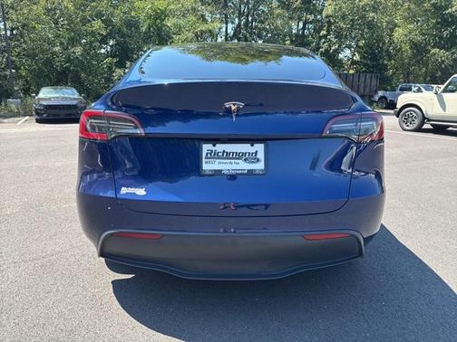 2025 Tesla Model Y Long Range Dual Motor All-Wheel Drive