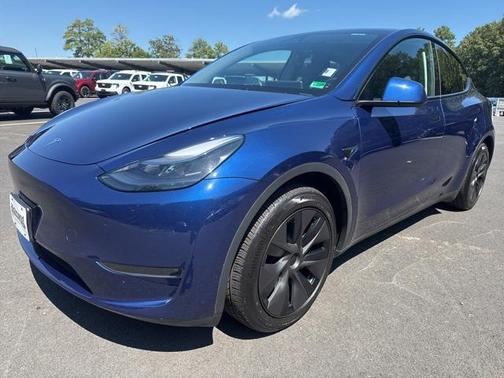 2025 Tesla Model Y Long Range Dual Motor All-Wheel Drive