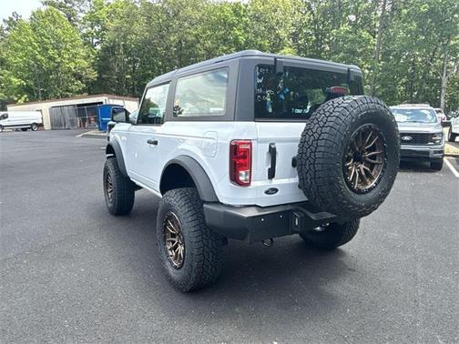 2025 Ford Bronco Base