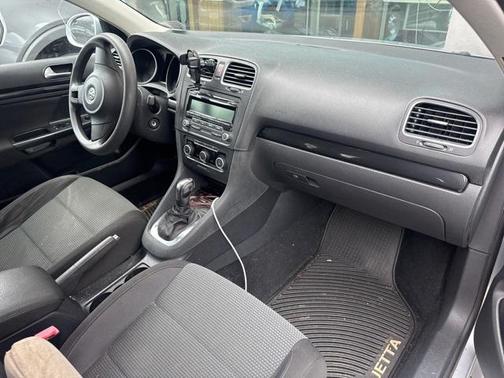 2012 Volkswagen Jetta SportWagen S