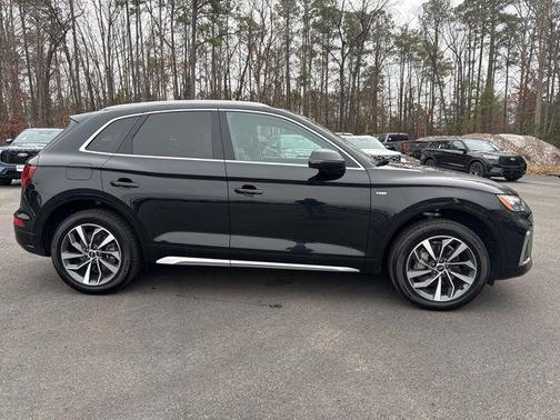 2022 Audi Q5 45 S line Premium