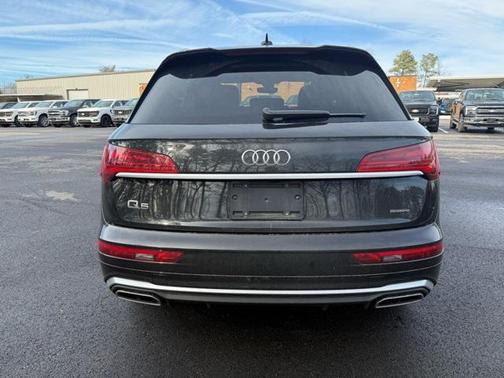 2022 Audi Q5 45 S line Premium