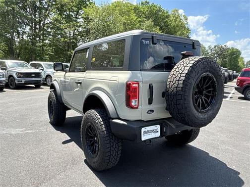 2025 Ford Bronco Base