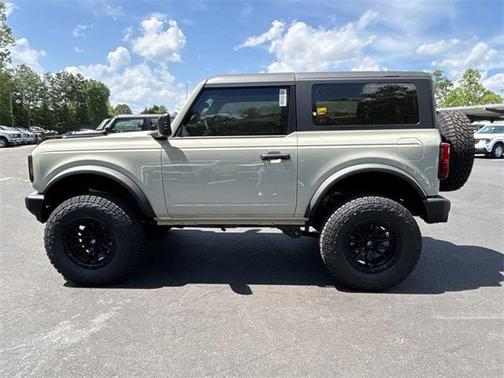2025 Ford Bronco Base