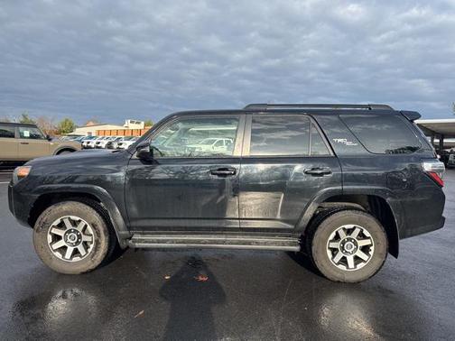 2022 Toyota 4Runner TRD Off Road Premium