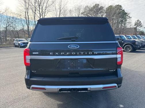 2022 Ford Expedition Max XLT
