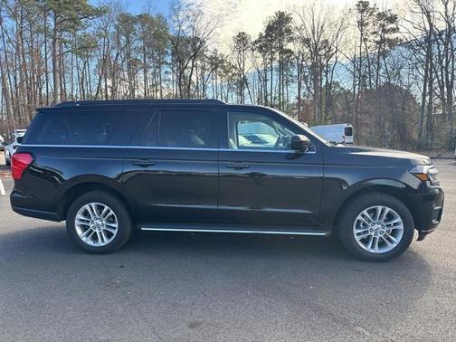 2022 Ford Expedition Max XLT