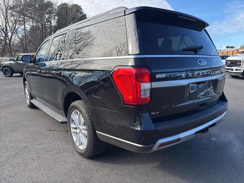 2022 Ford Expedition Max XLT