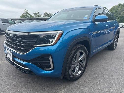 Kingfisher Blue Metallic 2024 Volkswagen Atlas Cross Sport 2.0T SEL