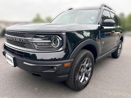 SHADOW BLACK 2024 Ford Bronco Sport Badlands