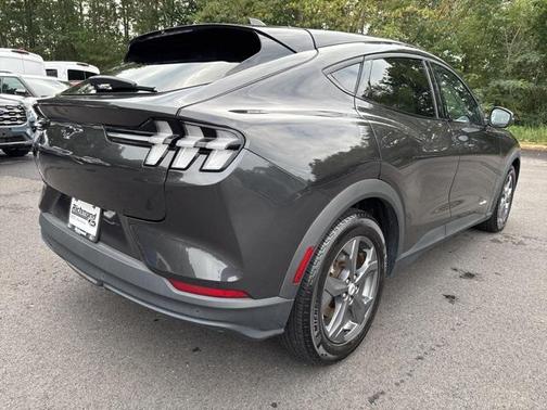 2022 Ford Mustang Mach-E Select