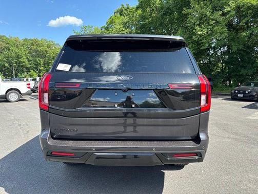 Dark Matter Gray Metallic 2026 Ford Expedition Platinum