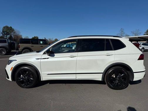 2024 Volkswagen Tiguan 2.0T SE R-Line Black 4MOTION