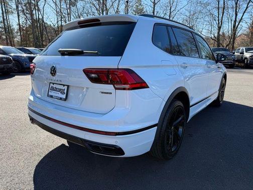 2024 Volkswagen Tiguan 2.0T SE R-Line Black 4MOTION