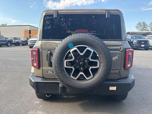 Marsh Gray 2026 Ford Bronco Outer Banks