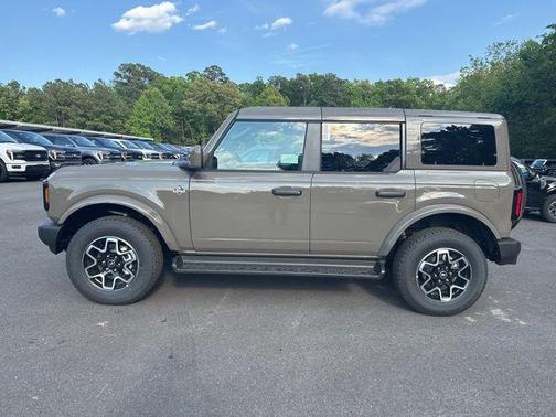 Marsh Gray 2026 Ford Bronco Outer Banks