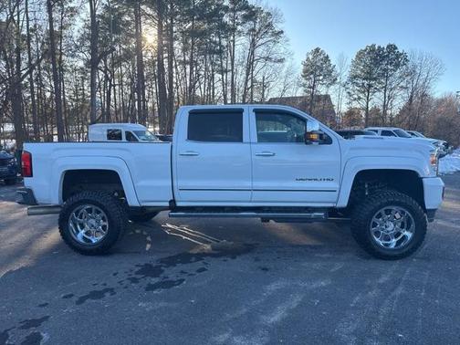 2017 GMC Sierra 2500 Denali