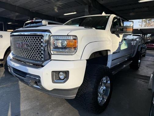 2017 GMC Sierra 2500 Denali