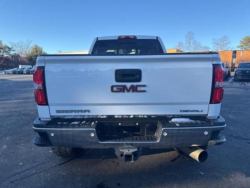 2017 GMC Sierra 2500 Denali