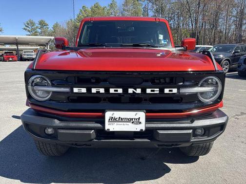 2023 Ford Bronco Outer Banks