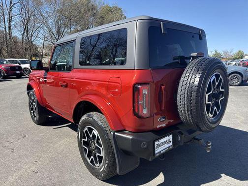 2023 Ford Bronco Outer Banks