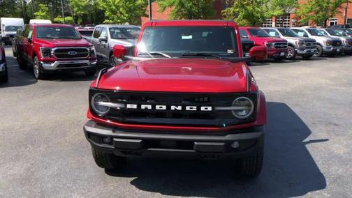 2023 Ford Bronco Outer Banks