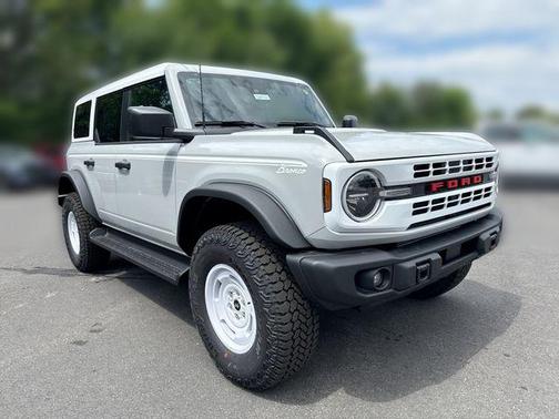 AVALANCHE GRAY 2026 Ford Bronco Heritage Edition