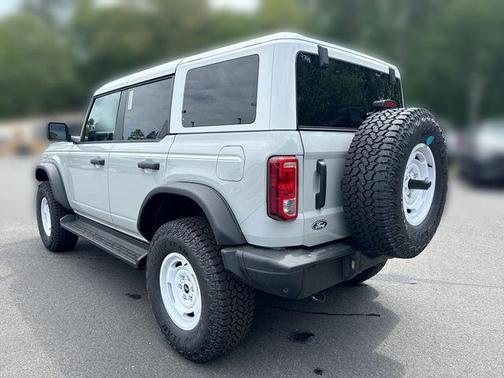 AVALANCHE GRAY 2026 Ford Bronco Heritage Edition