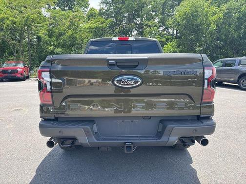 SHELTER GREEN METALLIC 2025 Ford Ranger Raptor